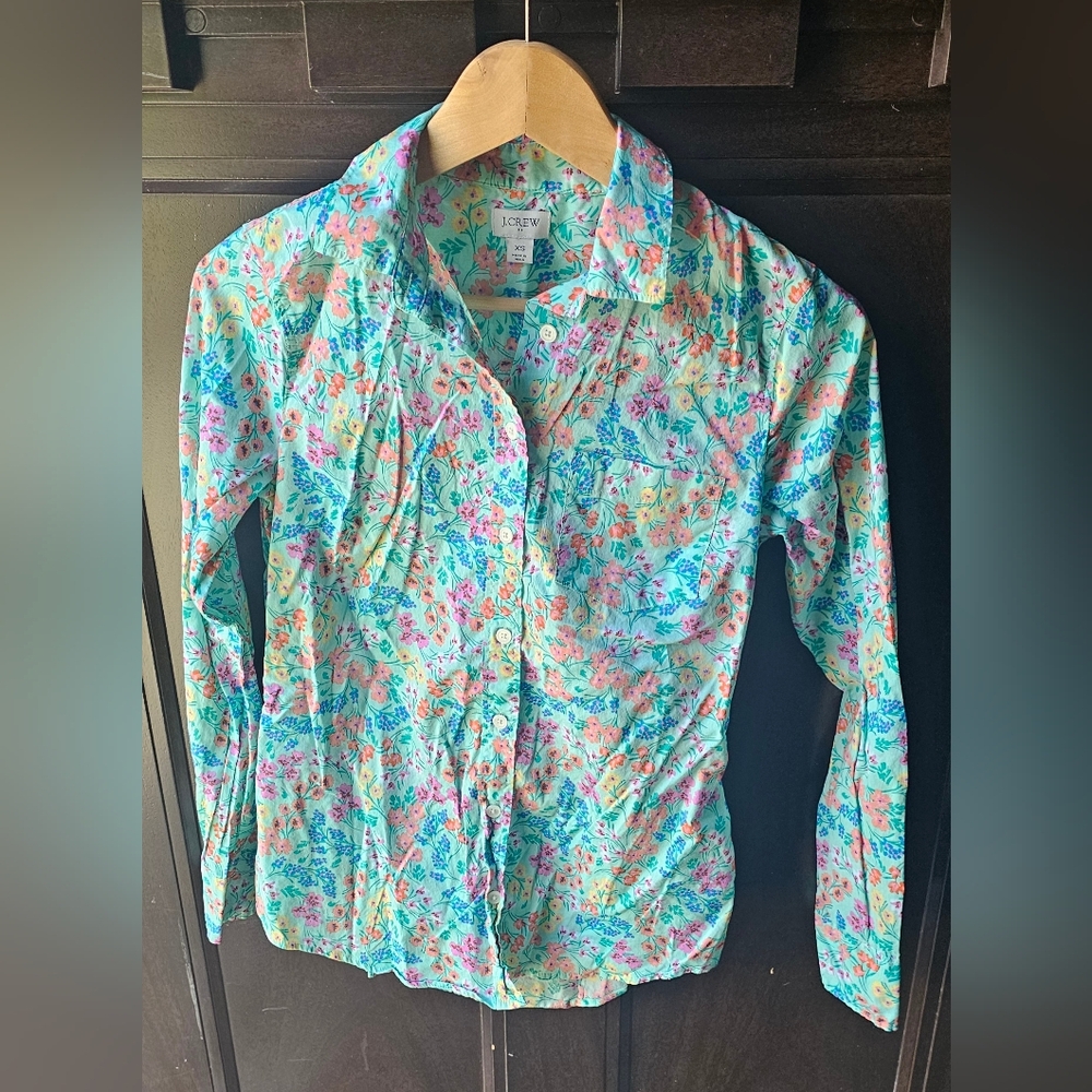 J.Crew Factory Multicolor Floral Button Up Shirt Signature Fit EUC